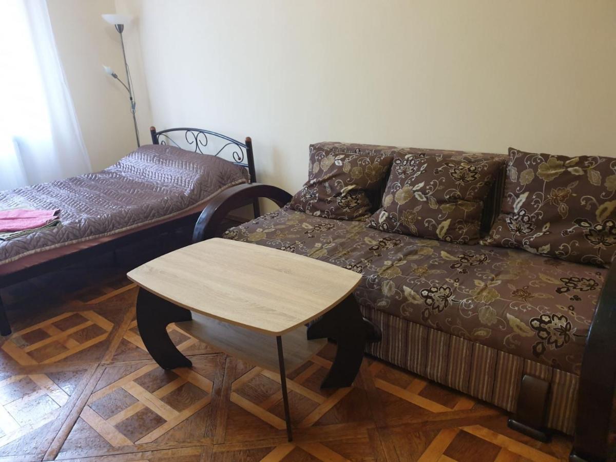 Apartment On Lysenka 27 Λβιβ Εξωτερικό φωτογραφία